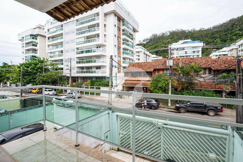 Casa à venda com 4 quartos, 412m² - São Francisco,Niterói