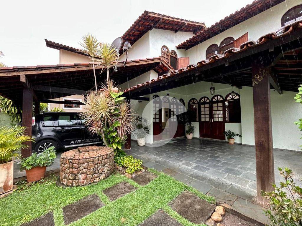 Casa à venda com 3 quartos, 192m² - Piratininga,Niterói