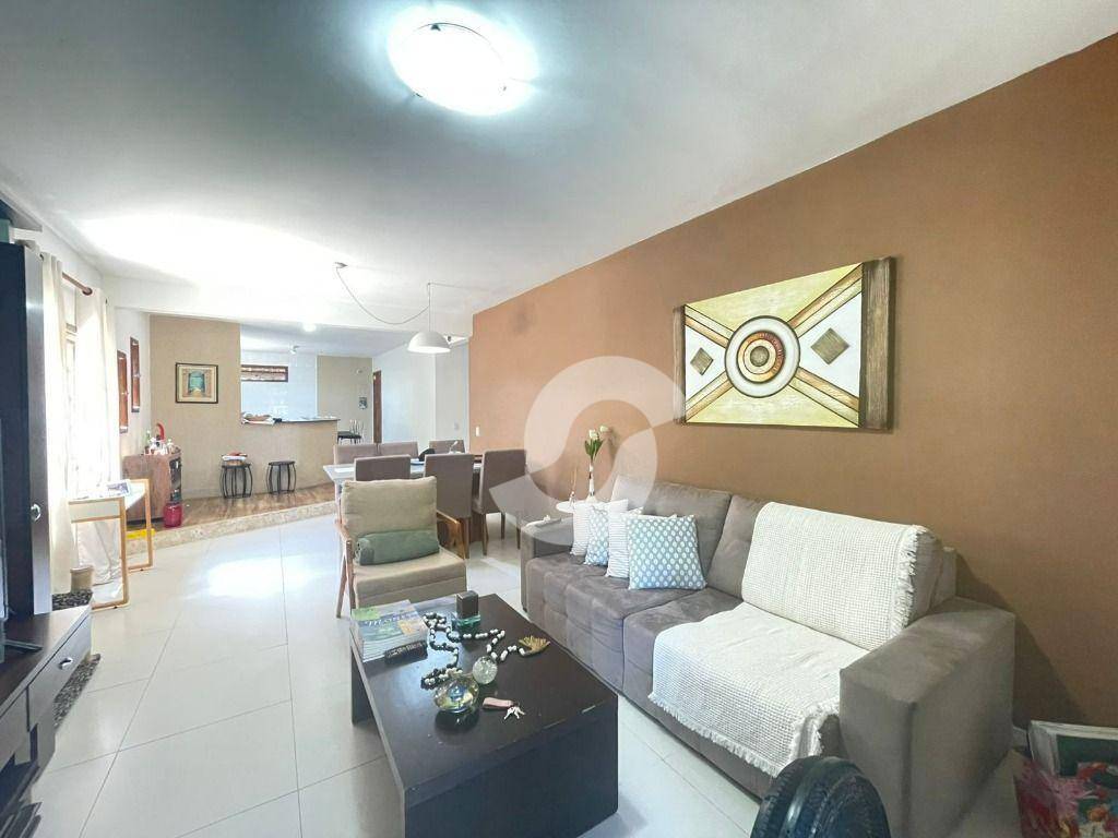 Casa à venda com 2 quartos, 127m² - Cafubá,Niterói