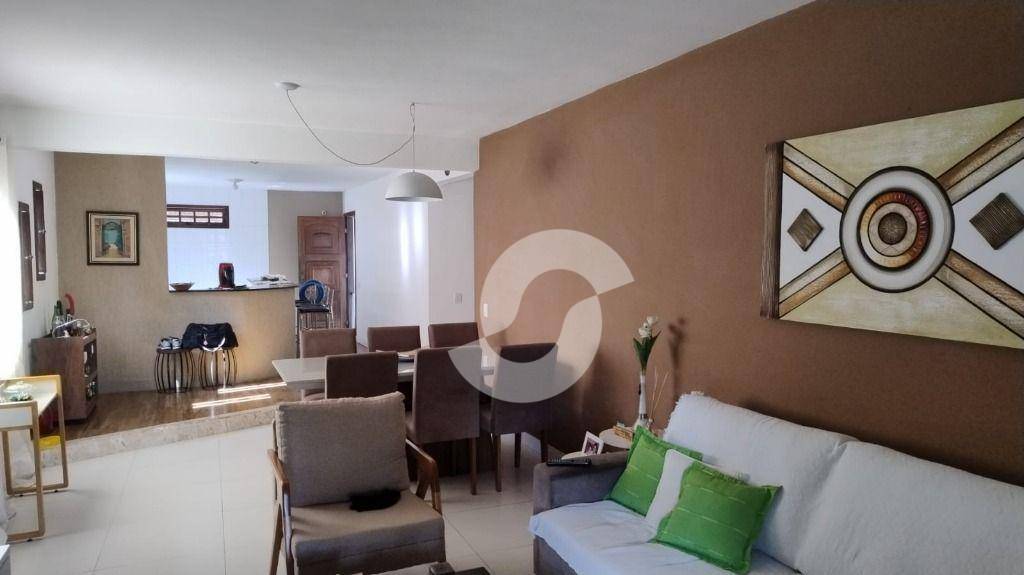 Casa à venda com 2 quartos, 127m² - Cafubá,Niterói