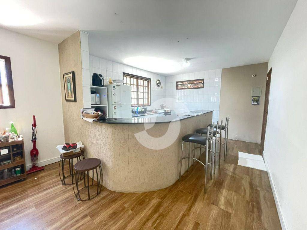 Casa à venda com 2 quartos, 127m² - Cafubá,Niterói