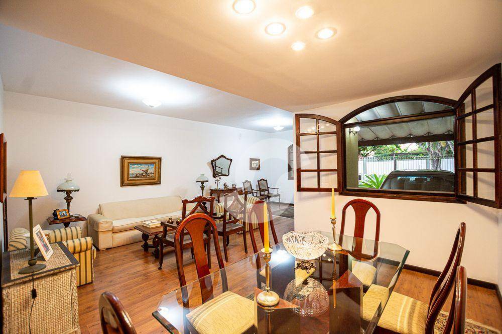  - Casa com 3 dormitórios à venda, 154 m² por R$ 890.000,00 - Piratininga - Niterói/RJ