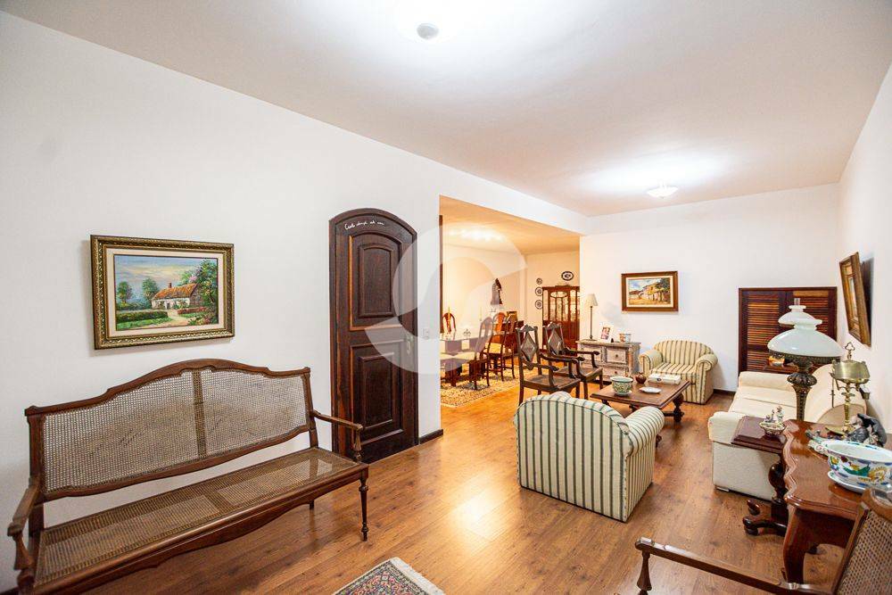 Casa à venda com 3 quartos, 154m² - Piratininga,Niterói