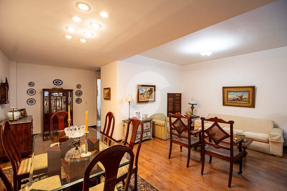 Casa à venda com 3 quartos, 154m² - Piratininga,Niterói