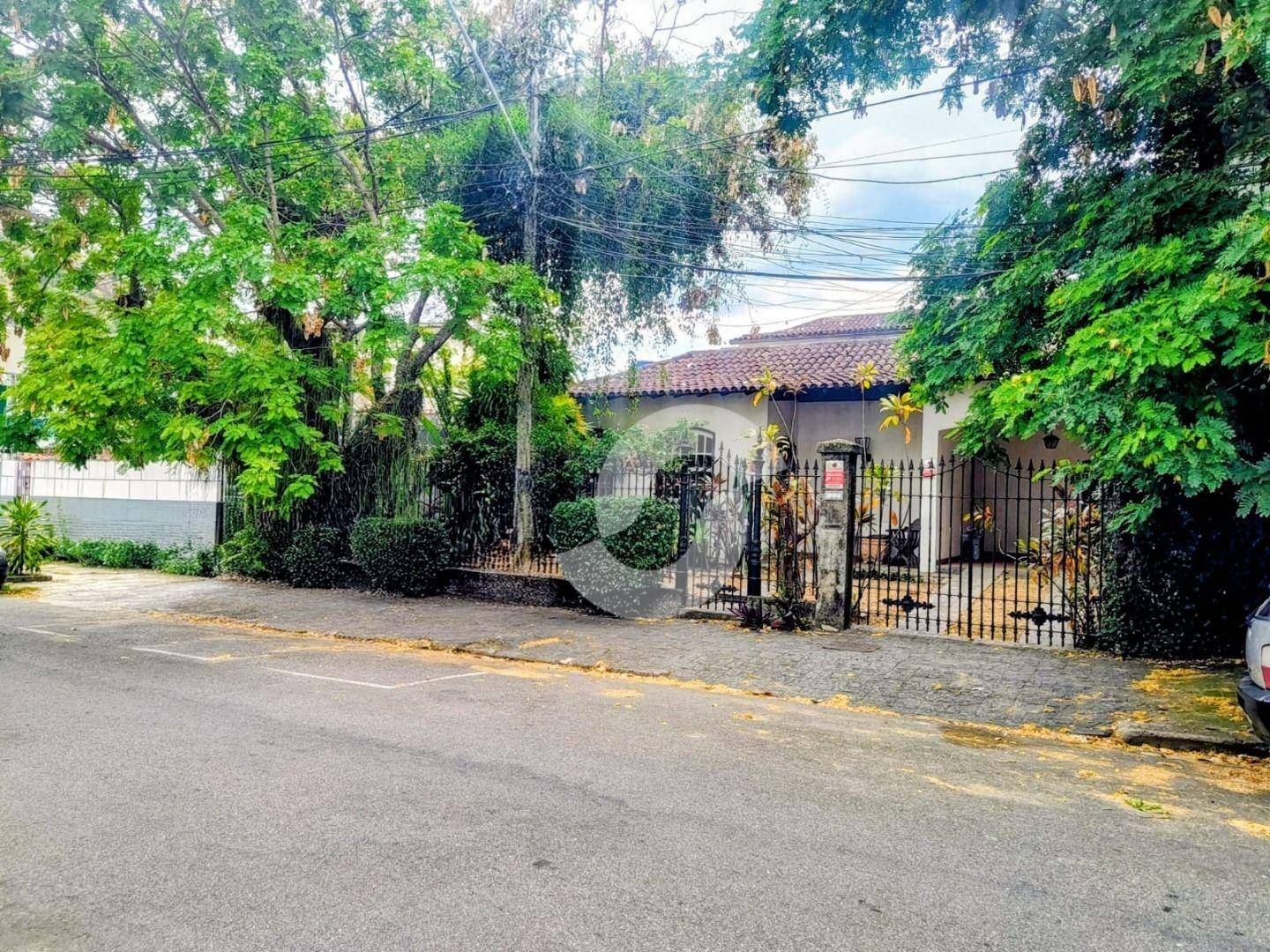 - Casa com 5 dormitórios à venda, 242 m² por R$ 1.000.000,00 - São Francisco - Niterói/RJ