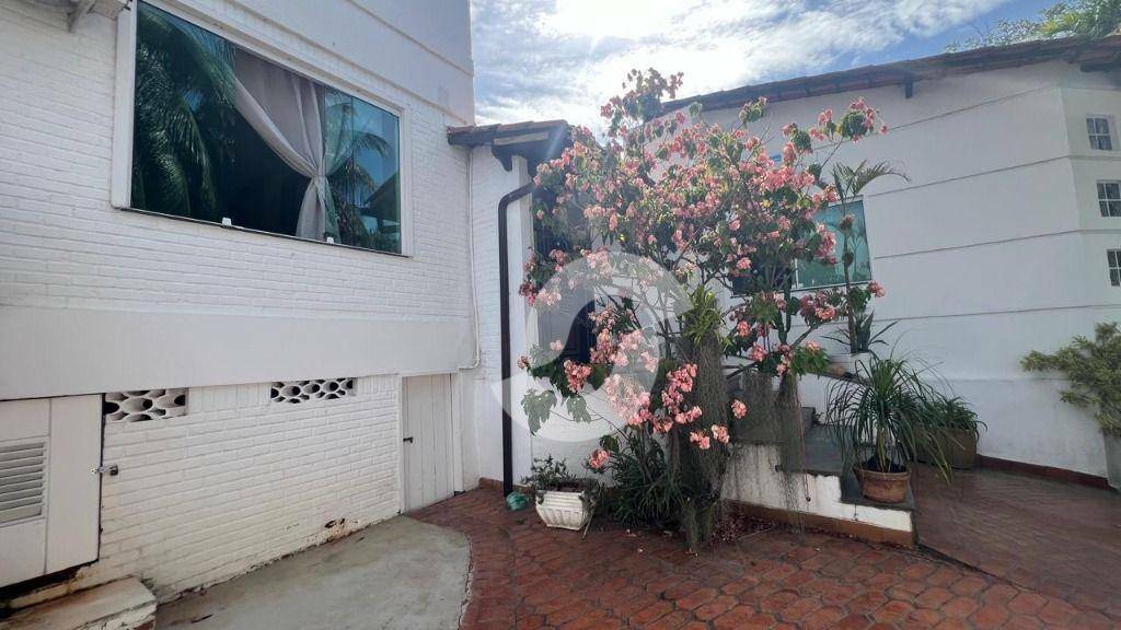  - Casa à venda, 258 m² por R$ 3.200.000,00 - Camboinhas - Niterói/RJ