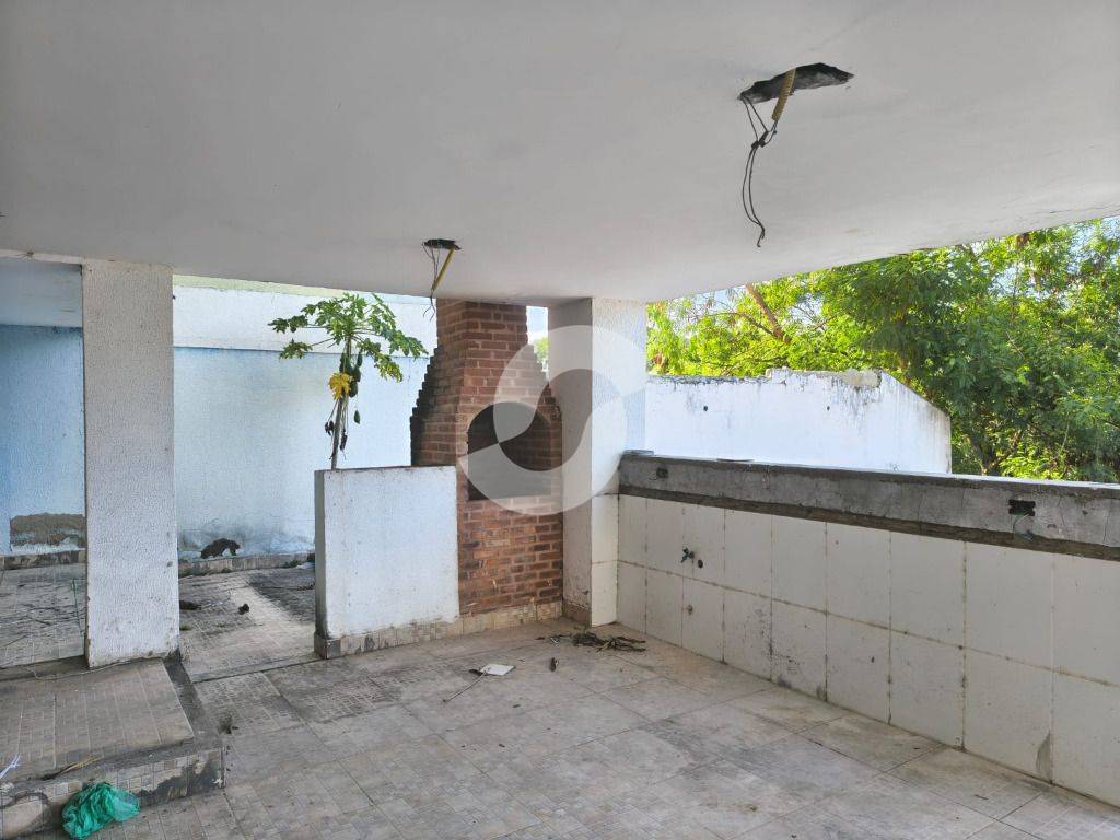  - Casa com 5 dormitórios à venda, 480 m² por R$ 850.000,00 - Itaipu - Niterói/RJ