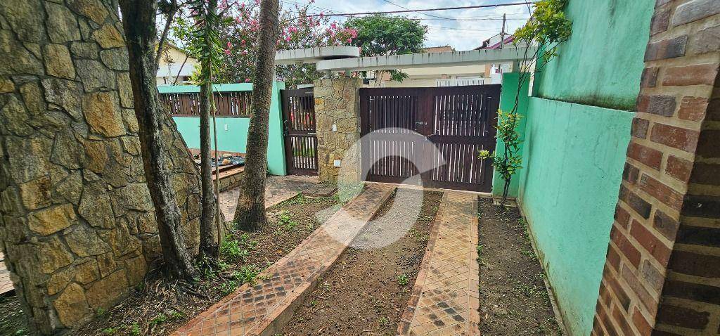 Casa à venda com 4 quartos, 168m² - São Francisco,Niterói