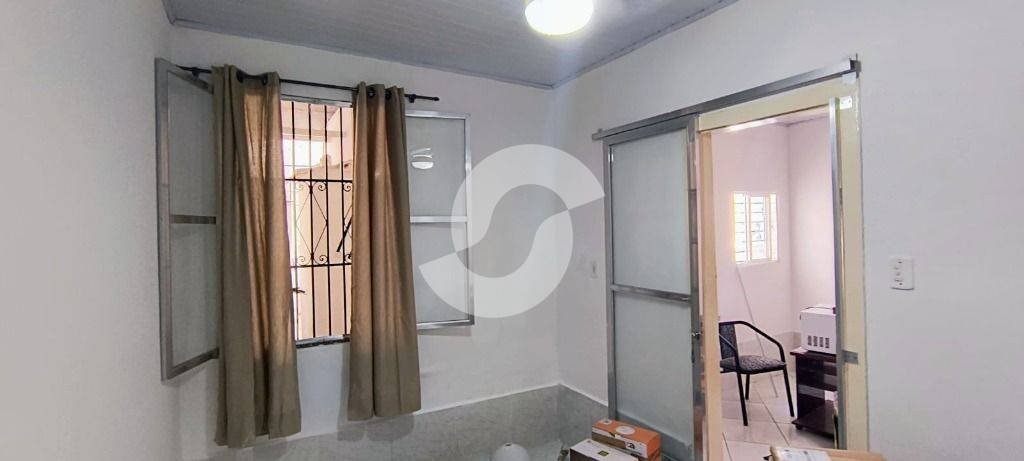 Casa à venda com 4 quartos, 158m² - São Domingos,Niterói