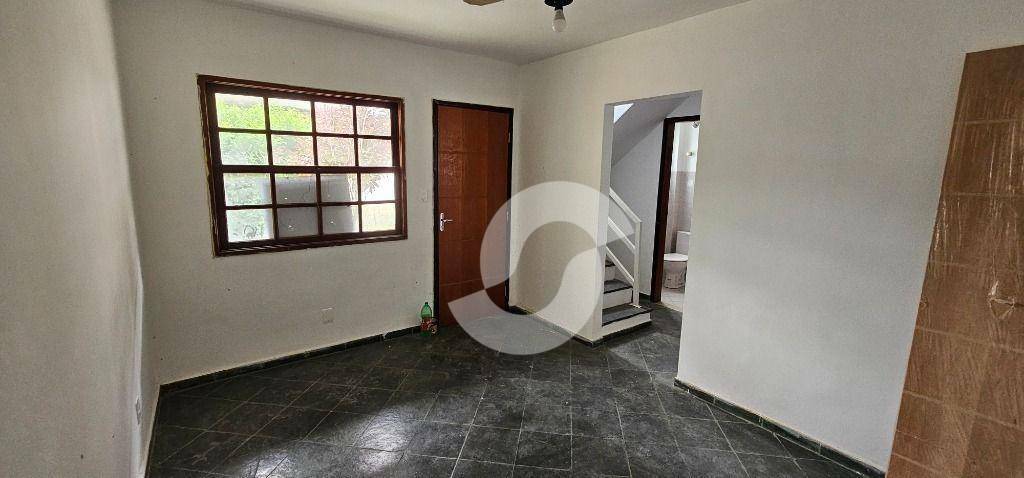Casa à venda com 2 quartos, 69m² - Sape,Niterói