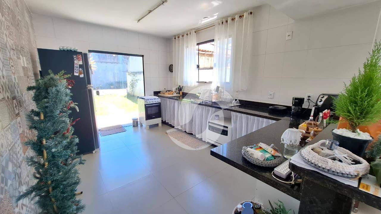  - Casa à venda, 180 m² por R$ 1.300.000,00 - Itaipu - Niterói/RJ