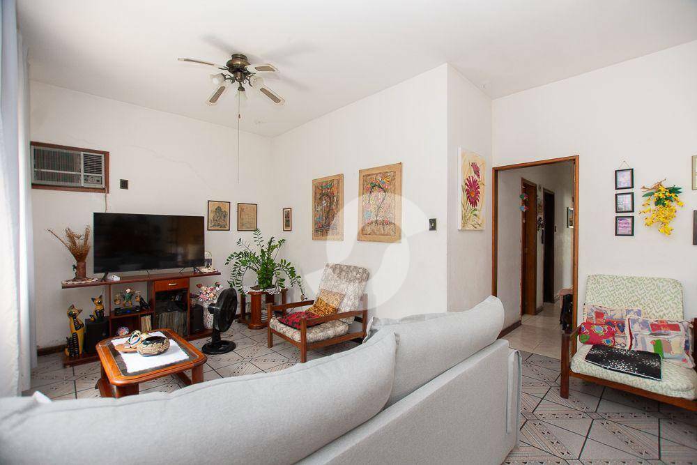  - Casa com 3 dormitórios à venda, 183 m² por R$ 2.000.000,00 - Piratininga - Niterói/RJ