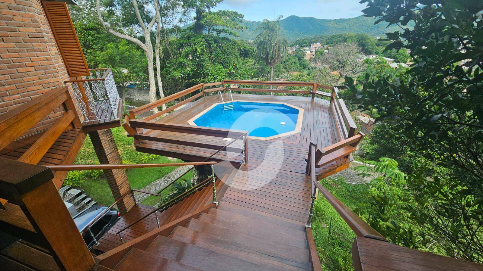 Casa à venda com 3 quartos, 164m² - Serra Grande,Niterói
