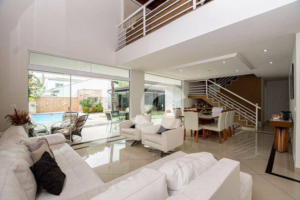 Casa à venda com 5 quartos, 337m² - Itaipu,Niterói