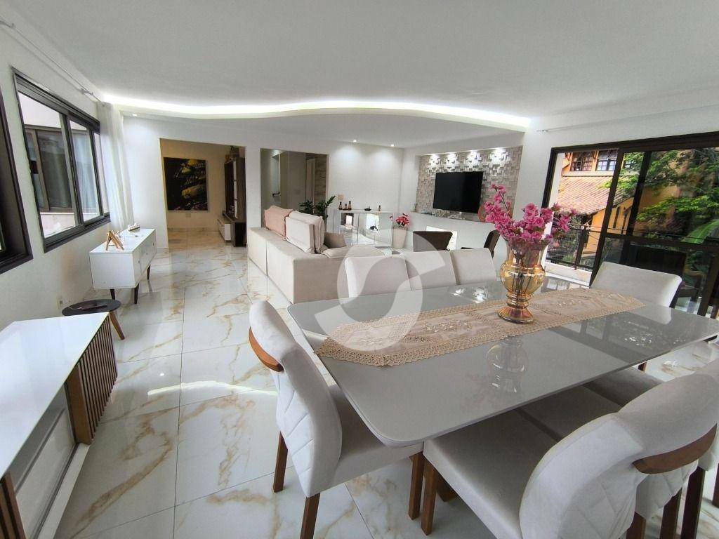 Casa à venda com 3 quartos, 330m² - Charitas,Niterói