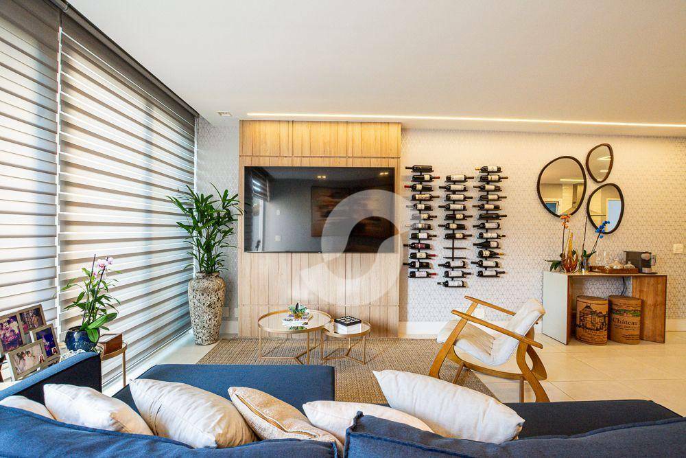 Casa à venda com 3 quartos, 228m² - Vila Progresso,Niterói