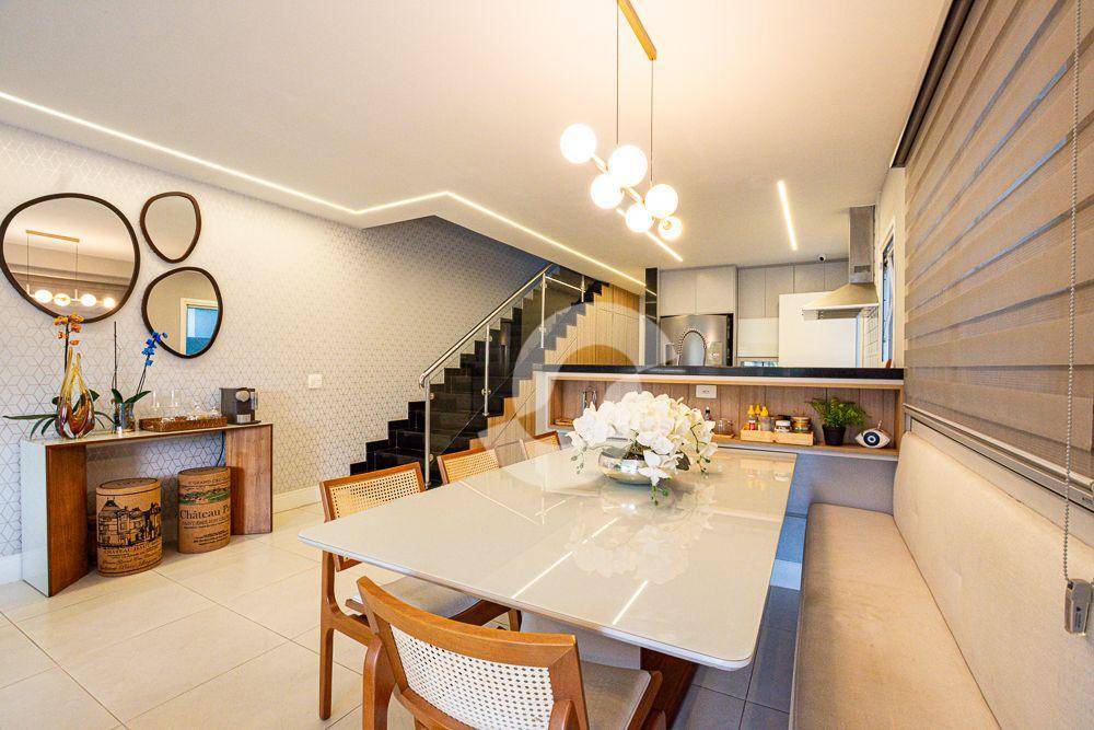 Casa à venda com 3 quartos, 228m² - Vila Progresso,Niterói