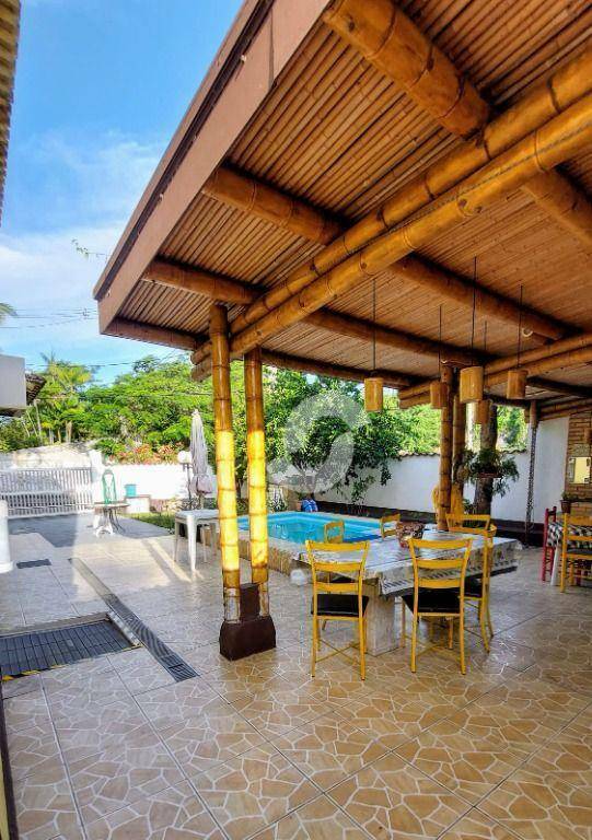 Casa à venda com 4 quartos, 135m² - Mata Paca,Niterói