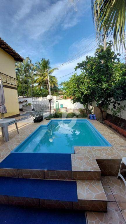 Casa à venda com 4 quartos, 135m² - Mata Paca,Niterói