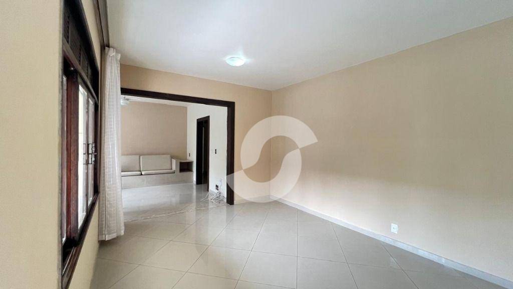 Casa à venda com 3 quartos, 120m² - Santa Rosa,Niterói