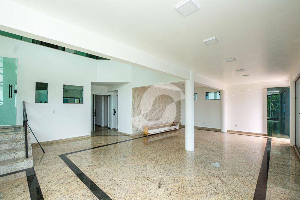 Casa à venda com 3 quartos, 300m² - Piratininga,Niterói