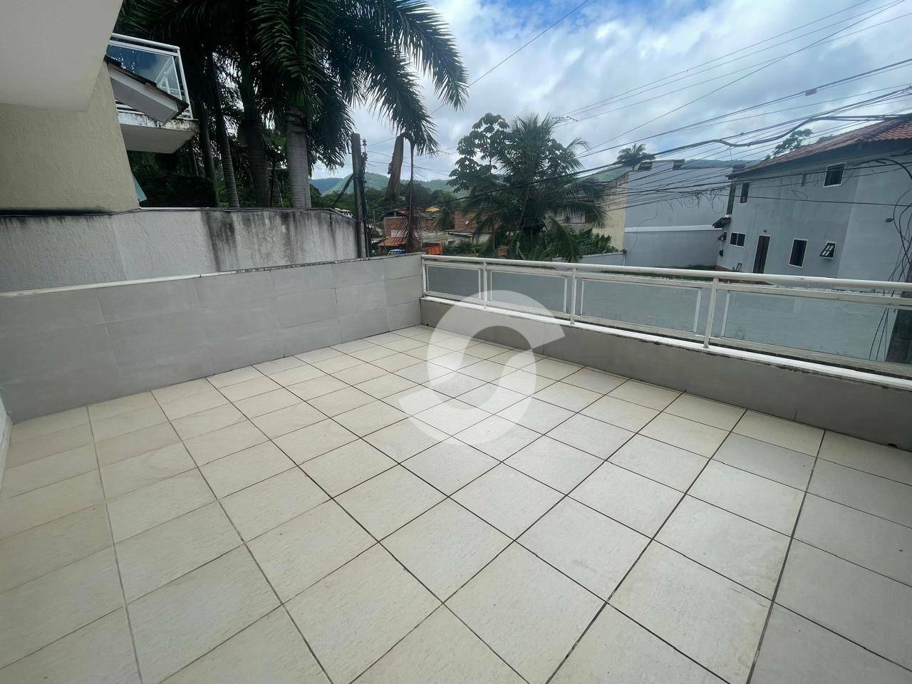 Casa à venda com 3 quartos, 144m² - Serra Grande,Niterói