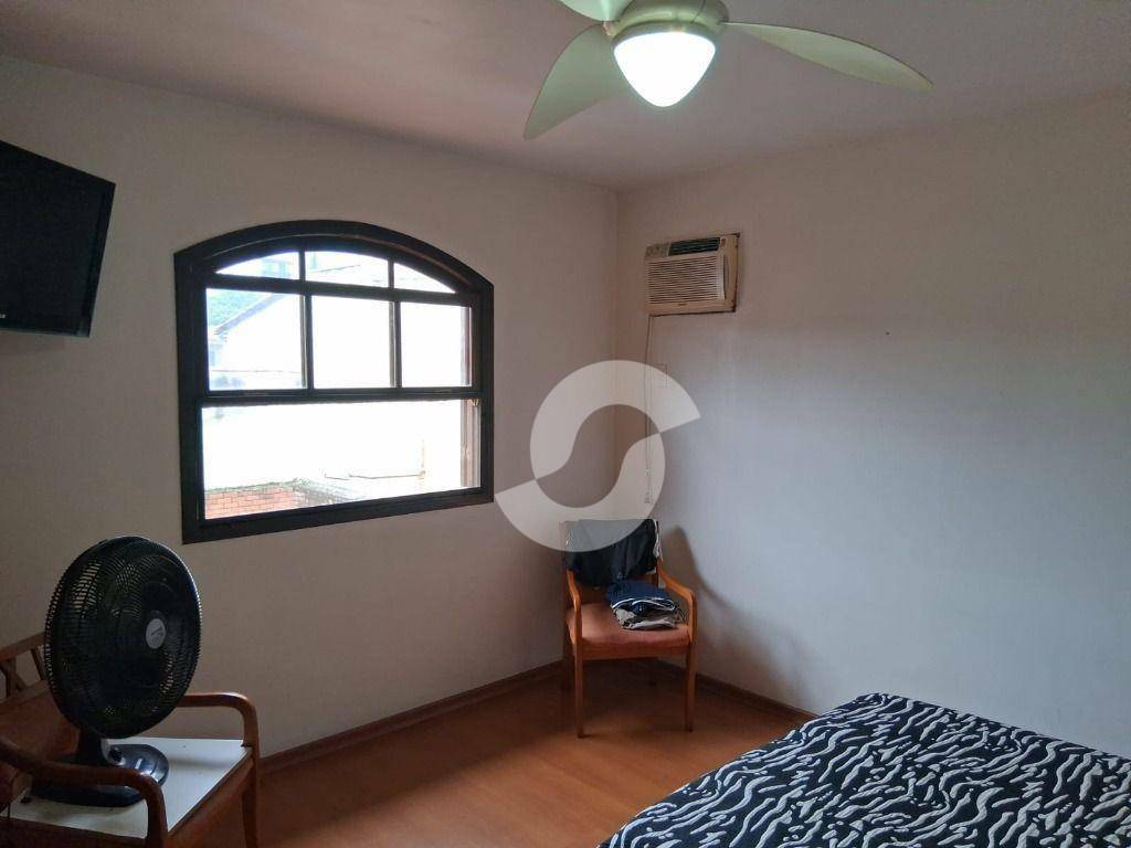 Casa à venda com 5 quartos, 284m² - Piratininga,Niterói