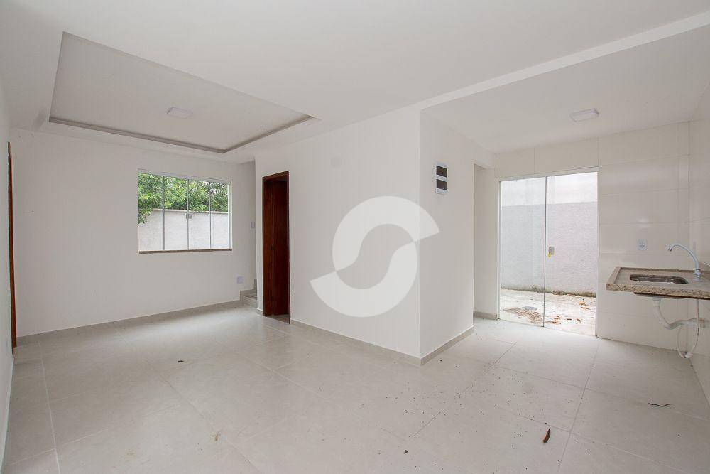 Casa à venda com 4 quartos, 98m² - Itacoatiara,Niterói