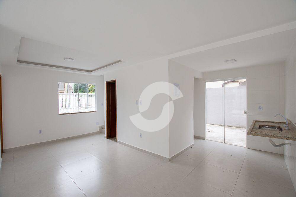 Casa à venda com 4 quartos, 98m² - Itacoatiara,Niterói