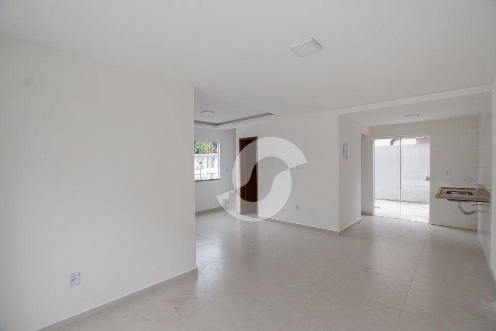 Casa à venda com 4 quartos, 98m² - Itacoatiara,Niterói