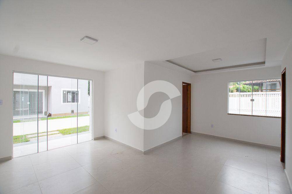 Casa à venda com 4 quartos, 98m² - Itacoatiara,Niterói