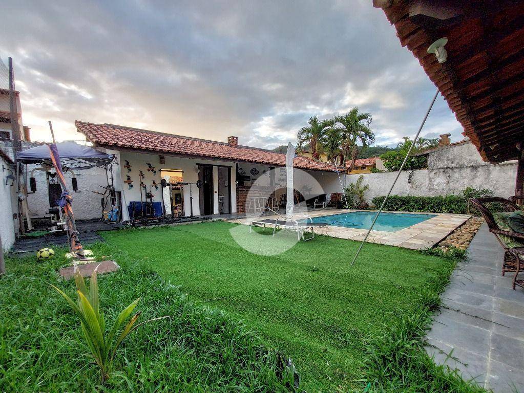 Casa à venda com 3 quartos, 140m² - Serra Grande,Niterói