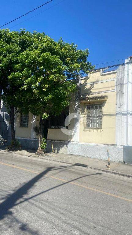 Casa à venda com 3 quartos, 75m² - Centro,Niterói