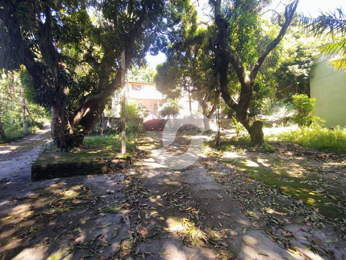 Casa à venda com 7 quartos, 220m² - Badu,Niterói
