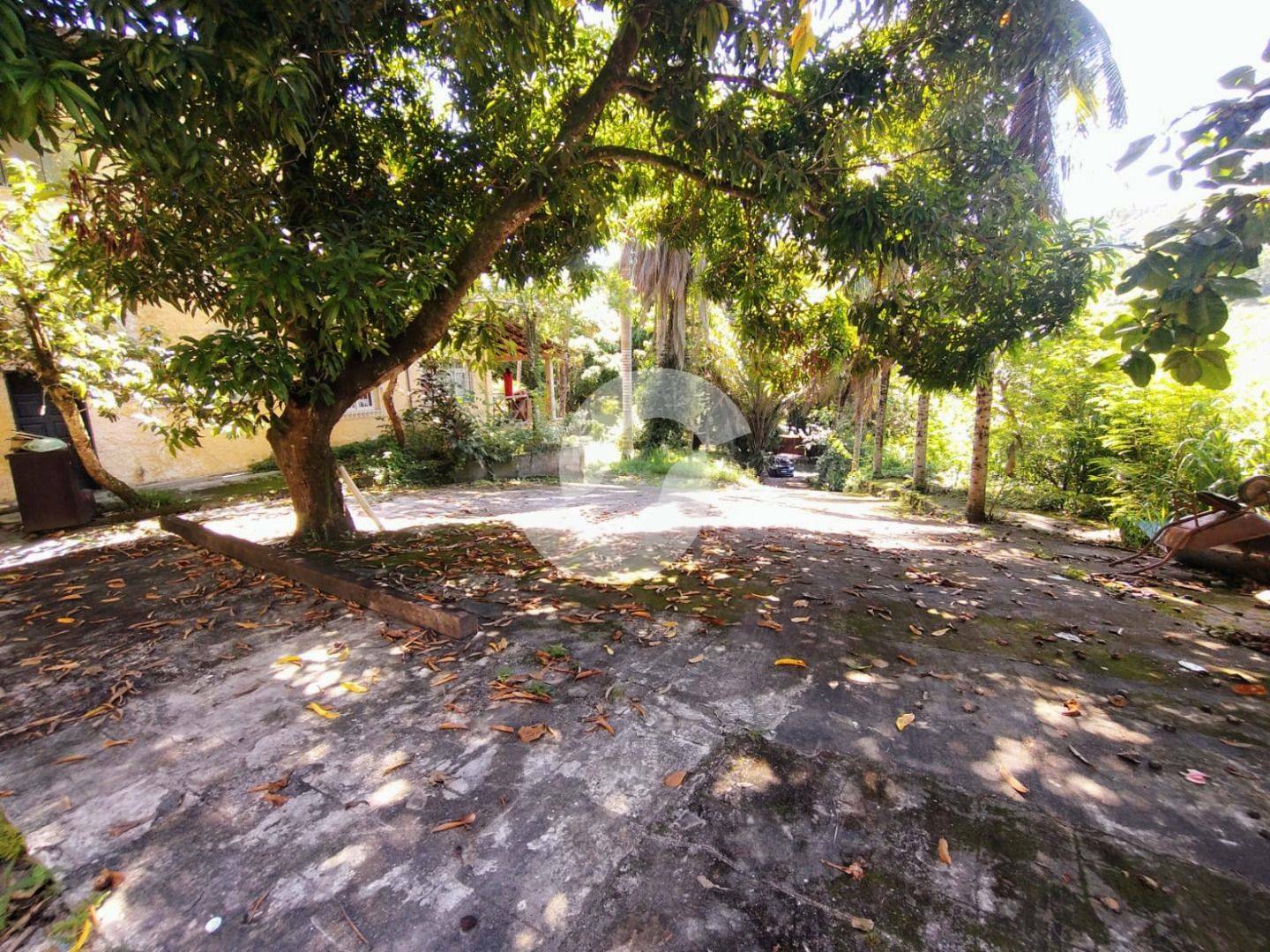 Casa à venda com 7 quartos, 220m² - Badu,Niterói