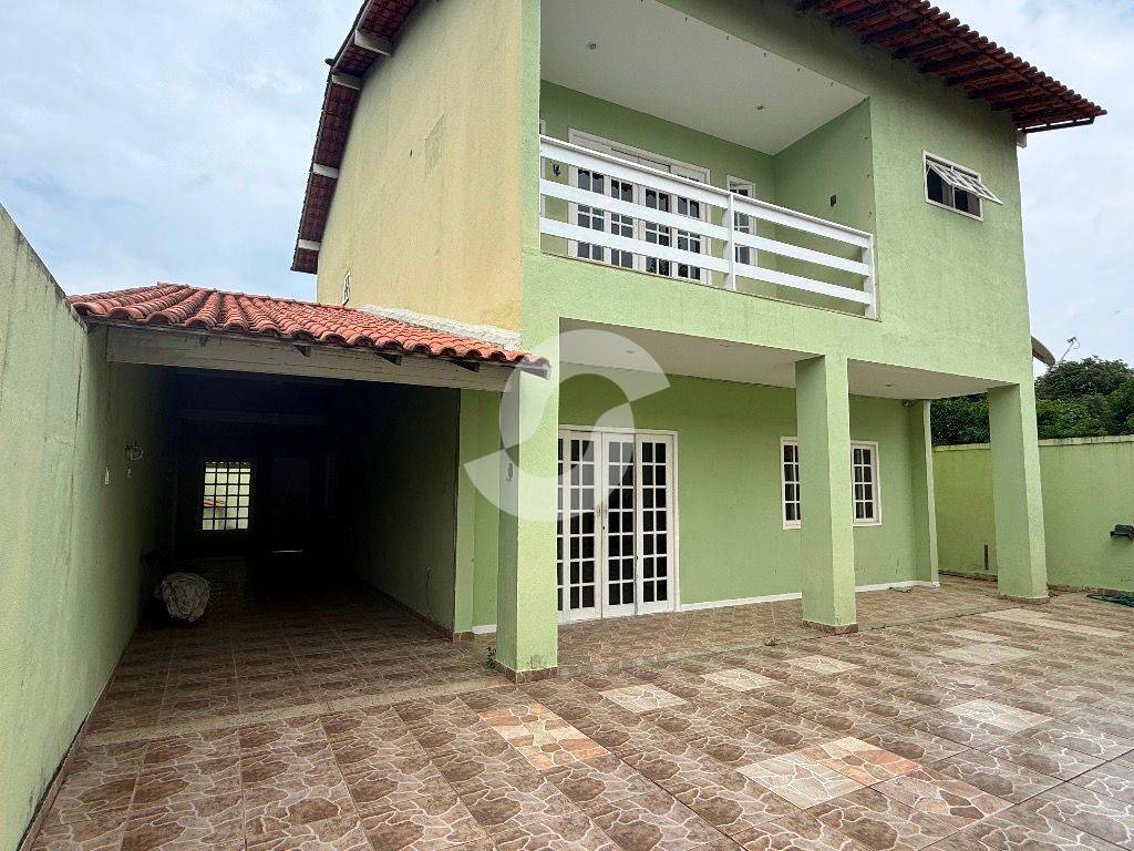 Casa à venda com 3 quartos, 219m² - Itaipu,Niterói
