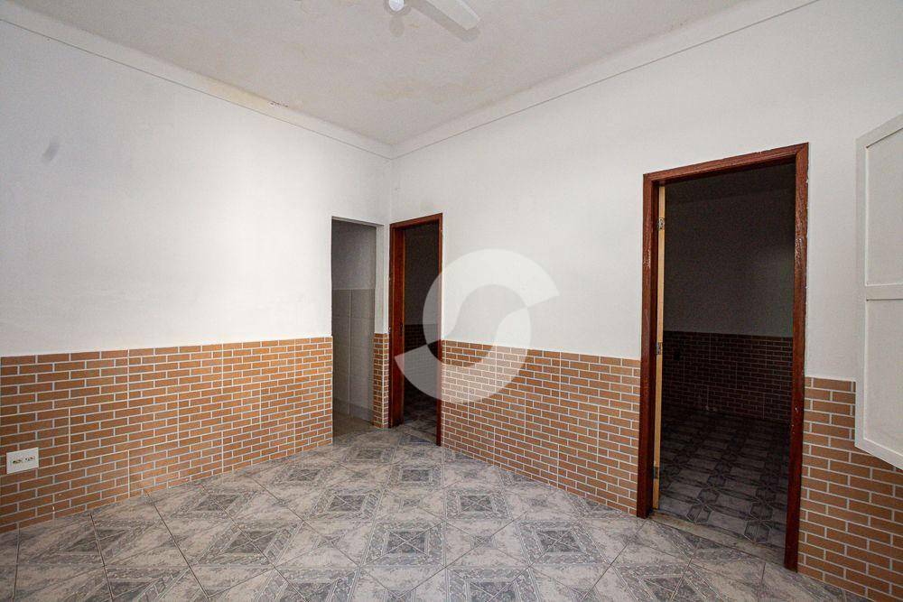 Casa à venda com 2 quartos, 52m² - Santa Rosa,Niterói