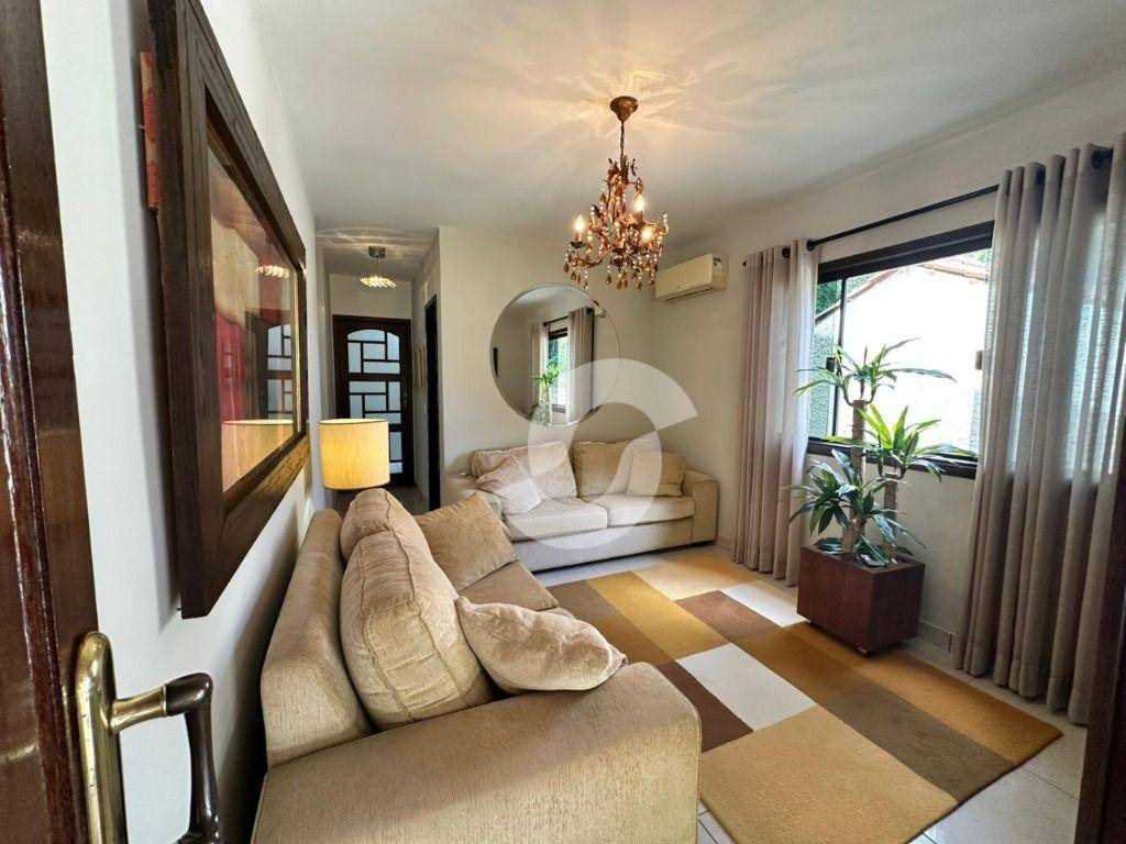 - Casa com 2 dormitórios vista para o verde à venda por R$ 750.000 - Serra Grande - Niterói/RJ