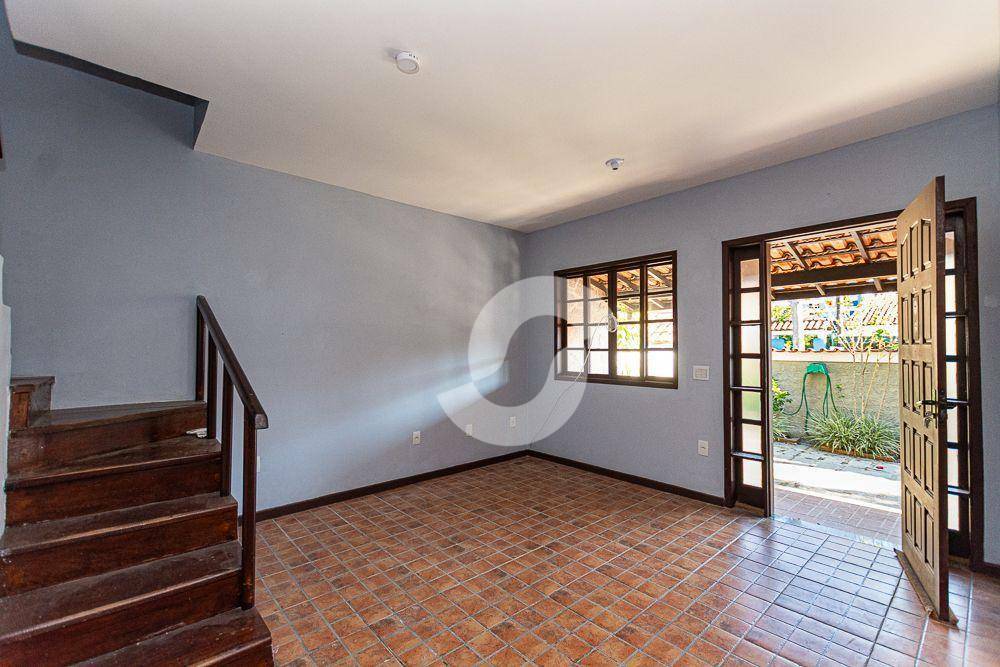  - Casa com 4 quartos à venda, 134 m² por R$ 700.000 - Serra Grande - Niterói/RJ