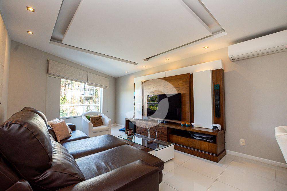 Casa à venda com 4 quartos, 178m² - Camboinhas,Niterói