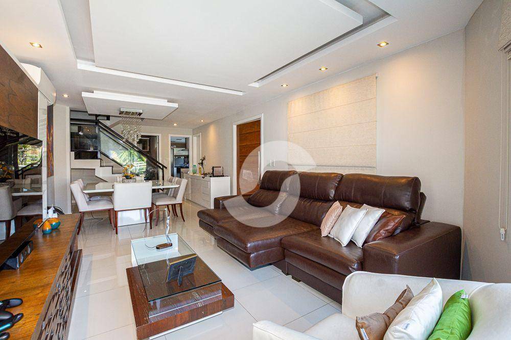 Casa à venda com 4 quartos, 178m² - Camboinhas,Niterói