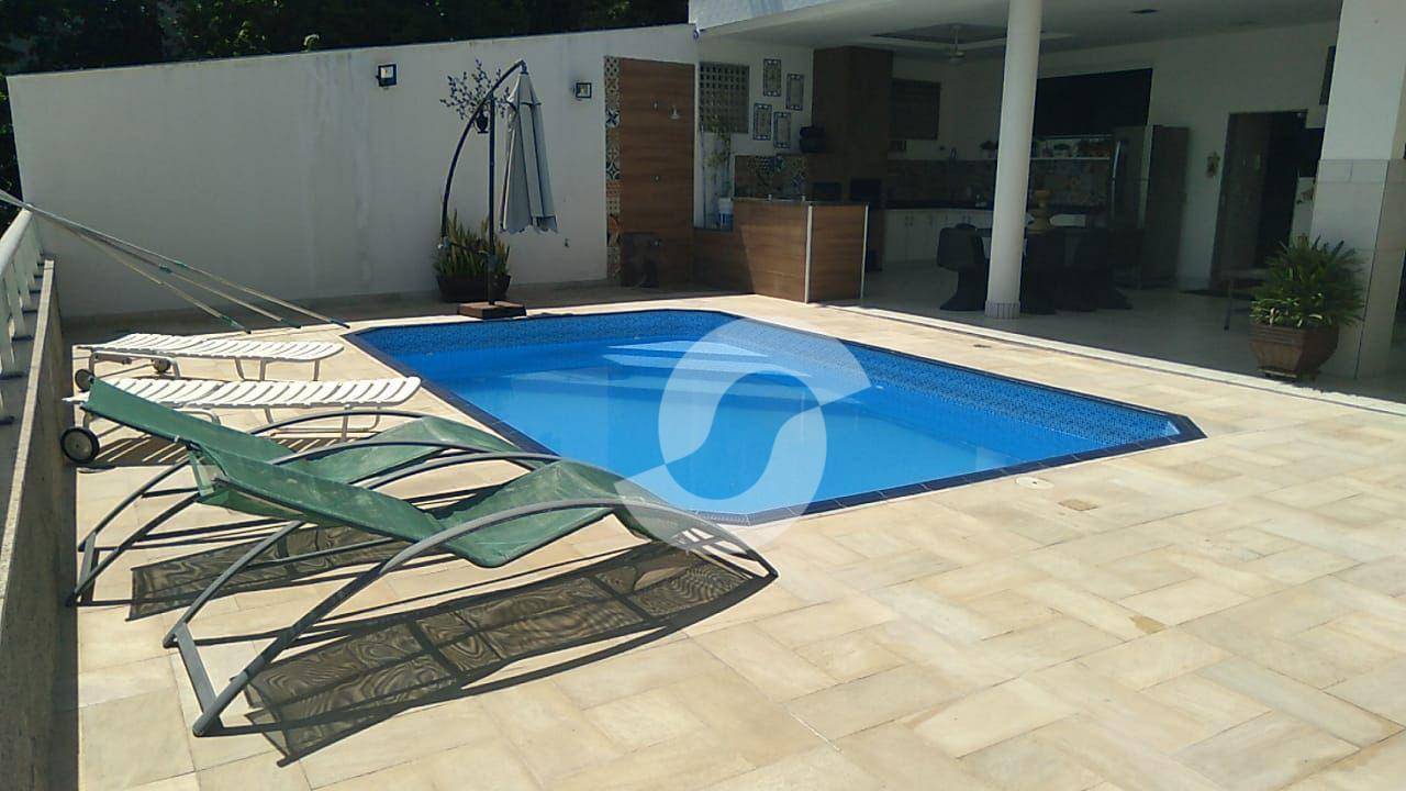 Casa à venda com 4 quartos, 240m² - Charitas,Niterói