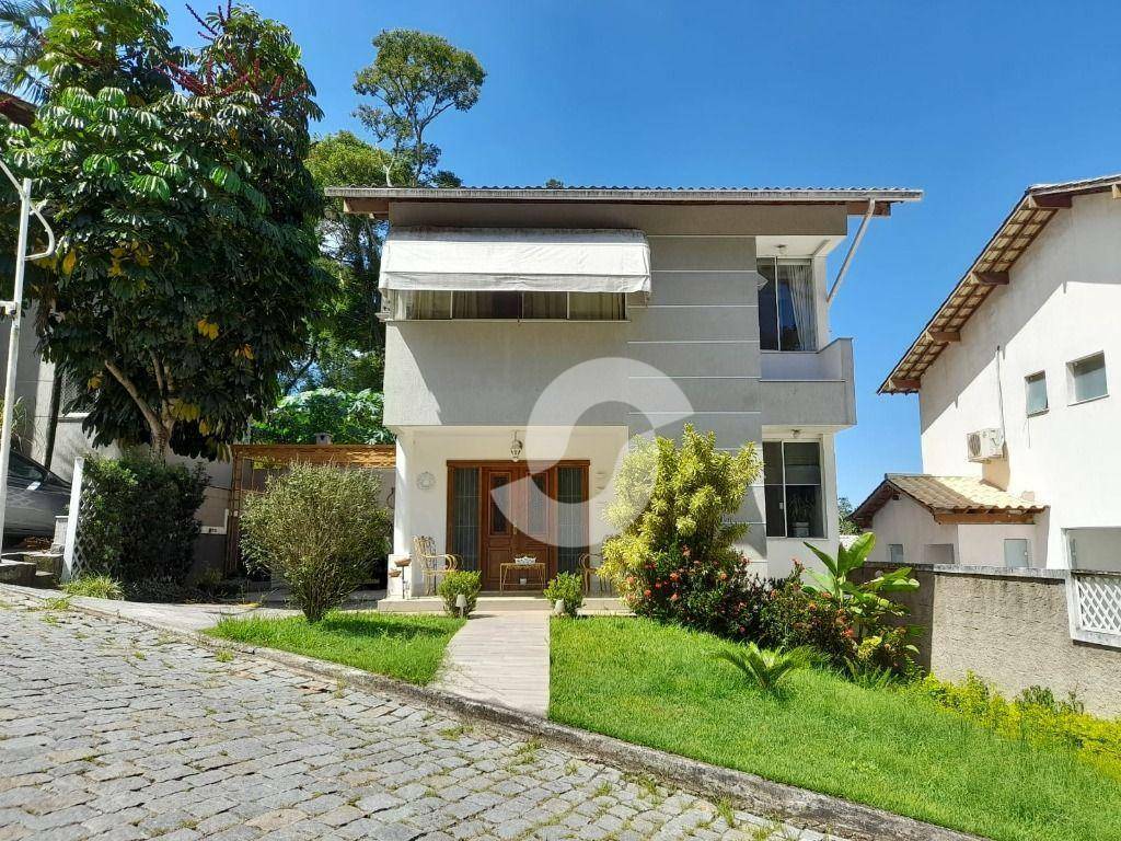 Casa à venda com 3 quartos, 170m² - Vila Progresso,Niterói