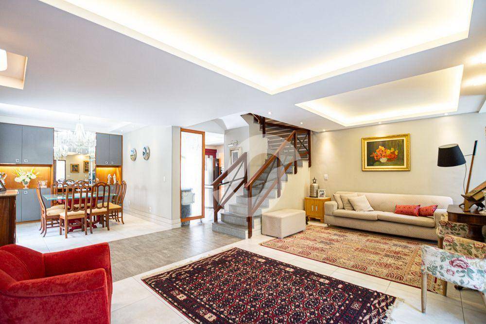 Casa à venda com 3 quartos, 170m² - Vila Progresso,Niterói
