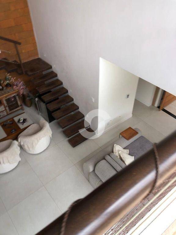 Casa à venda com 4 quartos, 300m² - Itacoatiara,Niterói