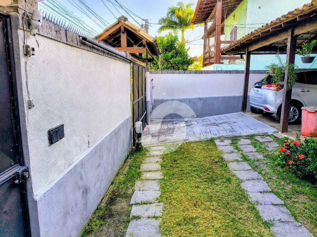 Casa à venda com 3 quartos, 173m² - Piratininga,Niterói