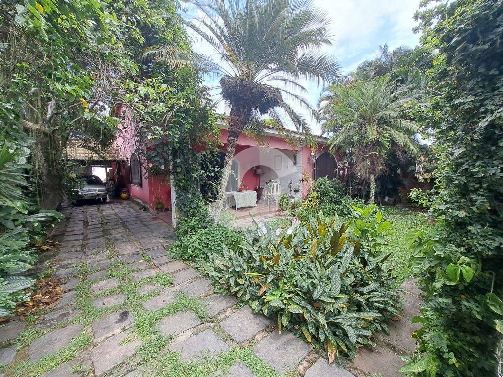 Casa à venda com 3 quartos, 200m² - Maria Paula,Niterói