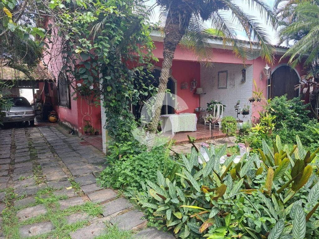 Casa à venda com 3 quartos, 200m² - Maria Paula,Niterói