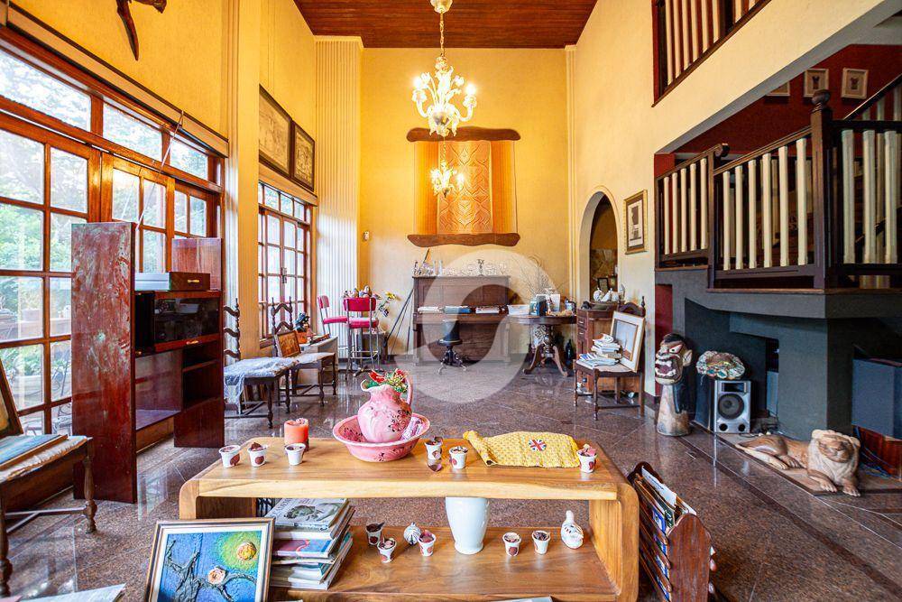Casa à venda com 5 quartos, 463m² - São Francisco,Niterói