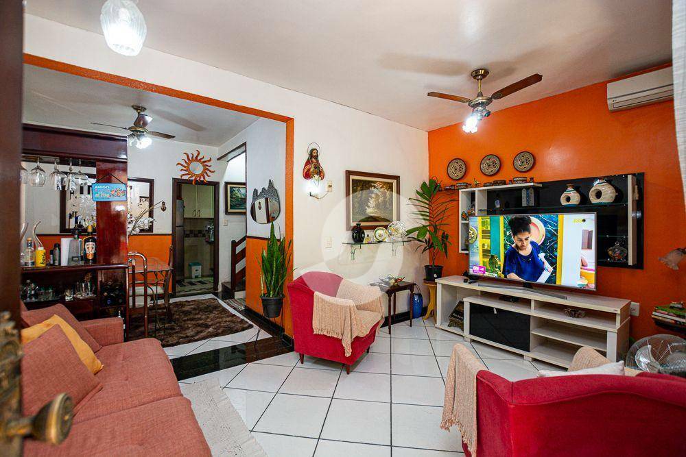 Casa à venda com 2 quartos, 220m² - Icaraí,Niterói